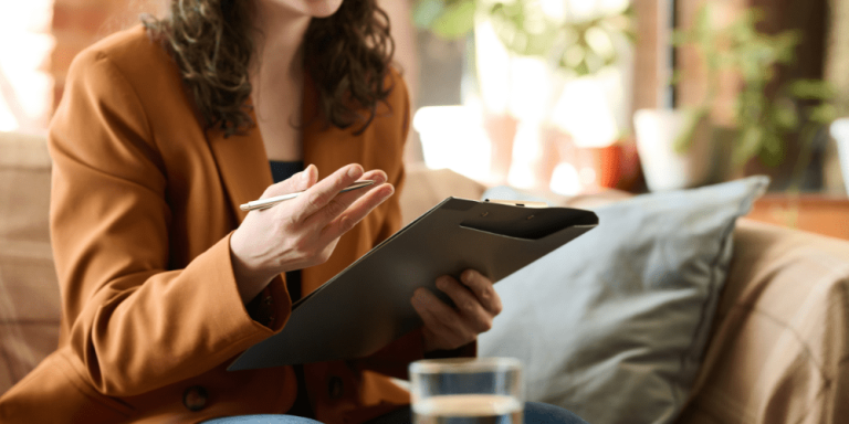 psychologist vs counsellor - what's the difference?